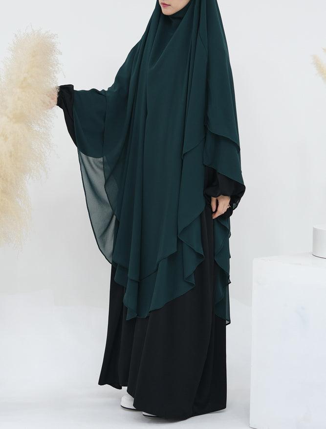 Dark green two-layer chiffon veil in detail