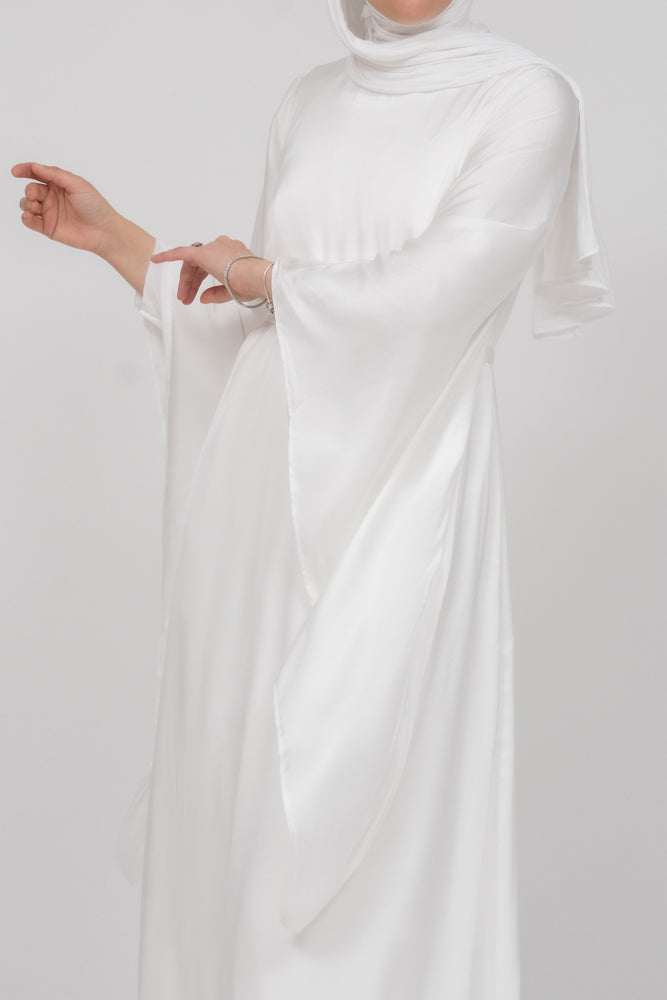 Belted waist of the ivory satin kimono sleeve maxi dress