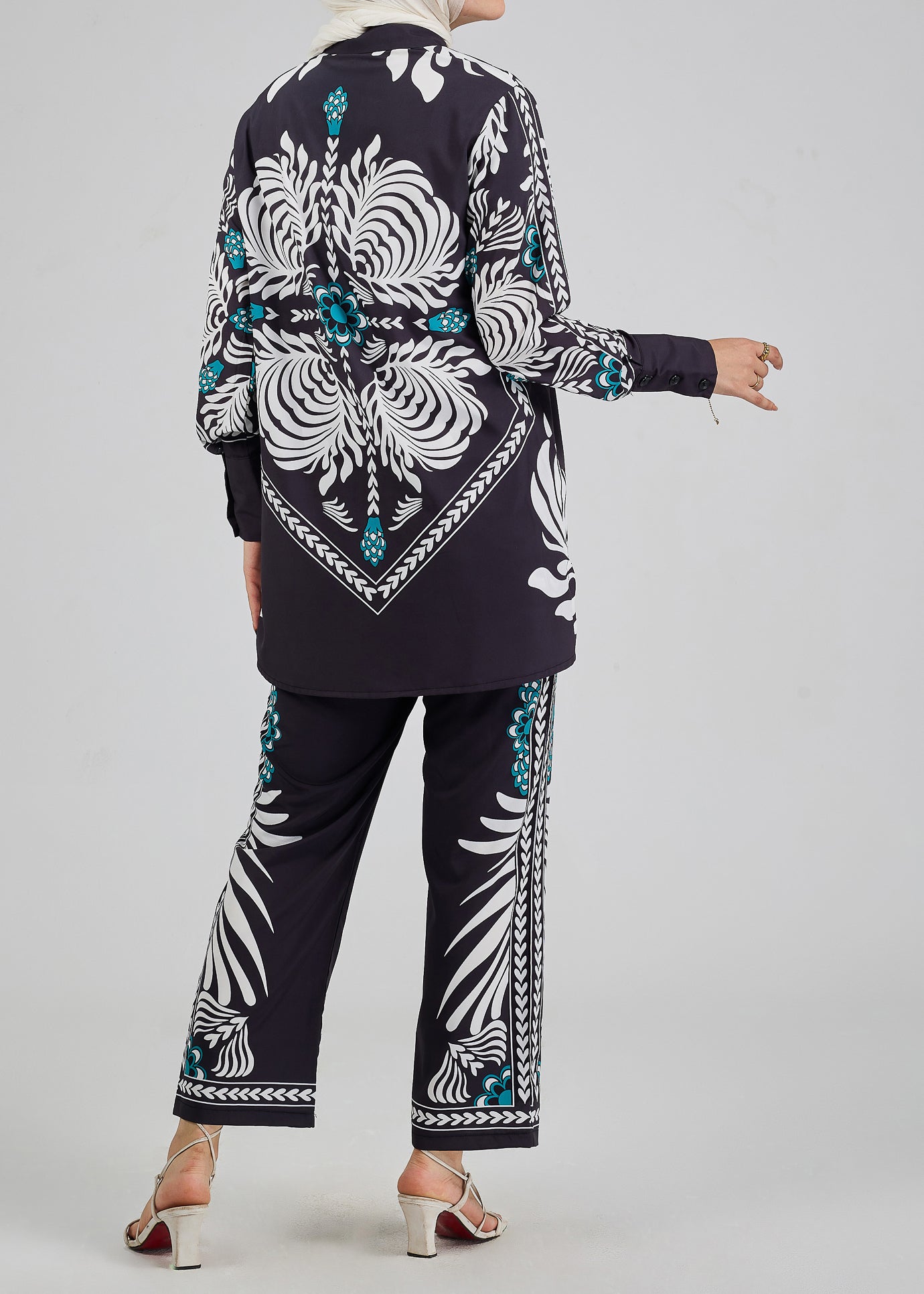 Celeste floral button-down tunic with matching trousers back view
