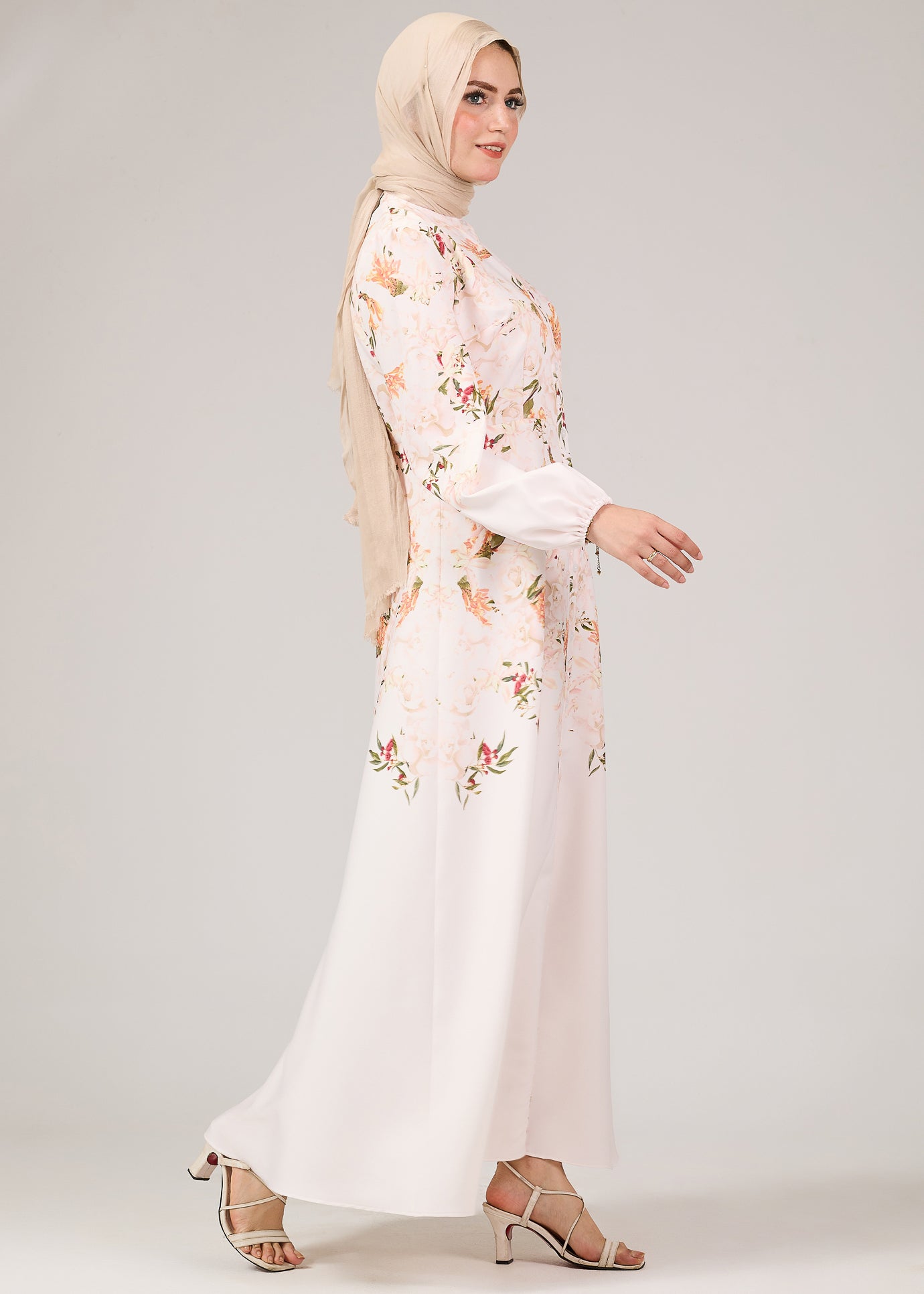 Floral Button-Front Maxi Dress with Puff Sleeves - Detailed Front