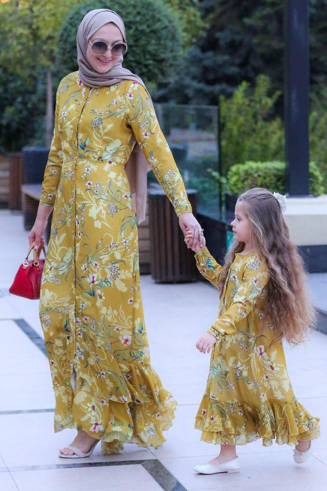 Mother and daughter twinning in Mini Amara Floral Chiffon Dress