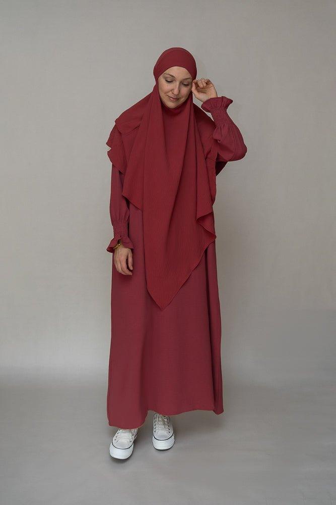 Round neckline on the Maroon Non-Wrinkle Maxi Dress