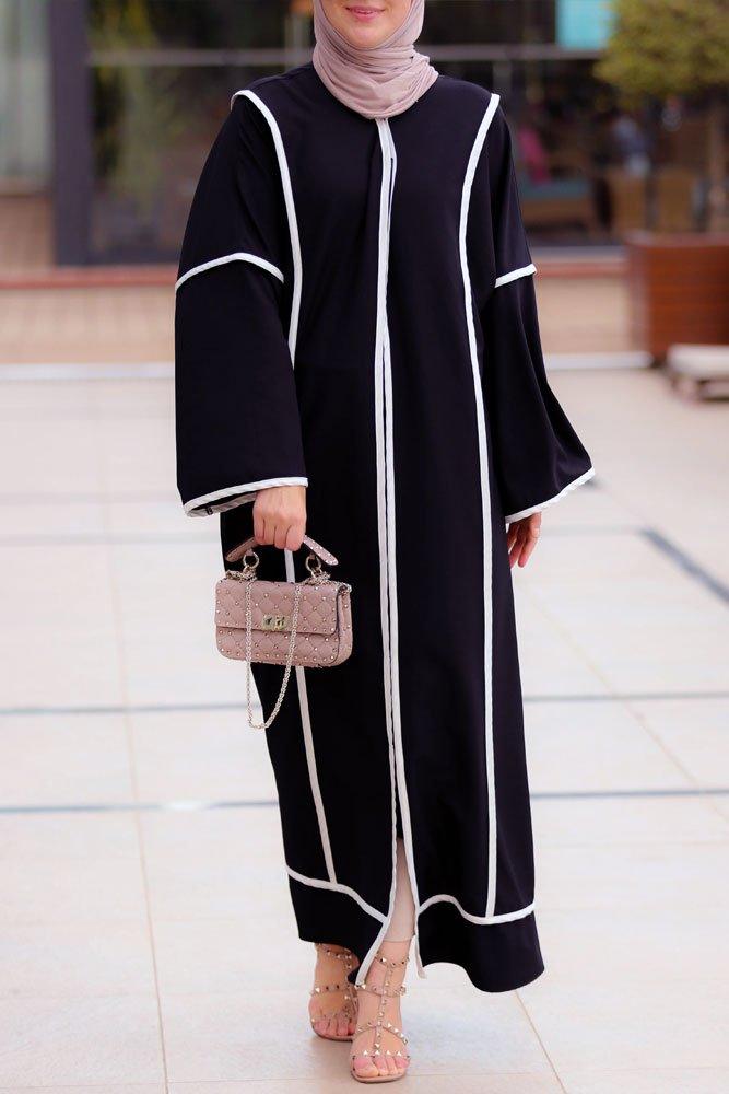 Elegant styling of the Modern Black Abaya from Annah Hariri