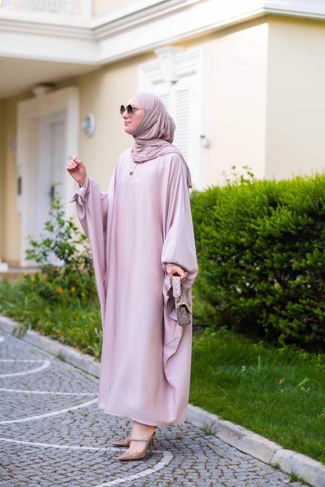 Taro Ikella batwing abaya with buttons and bow sleeve details - ANNAH HARIRI