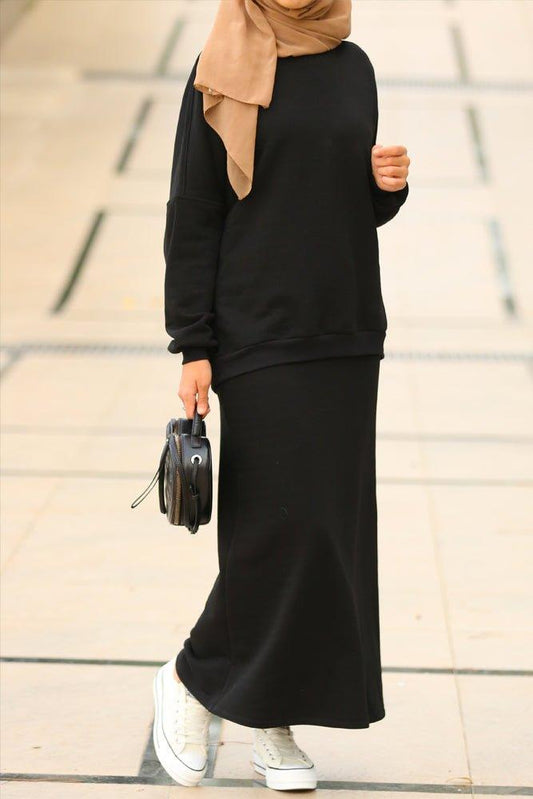 Yvon Oversized raglan-sleeve sweater set with maxi pencil skirt in black - ANNAH HARIRI